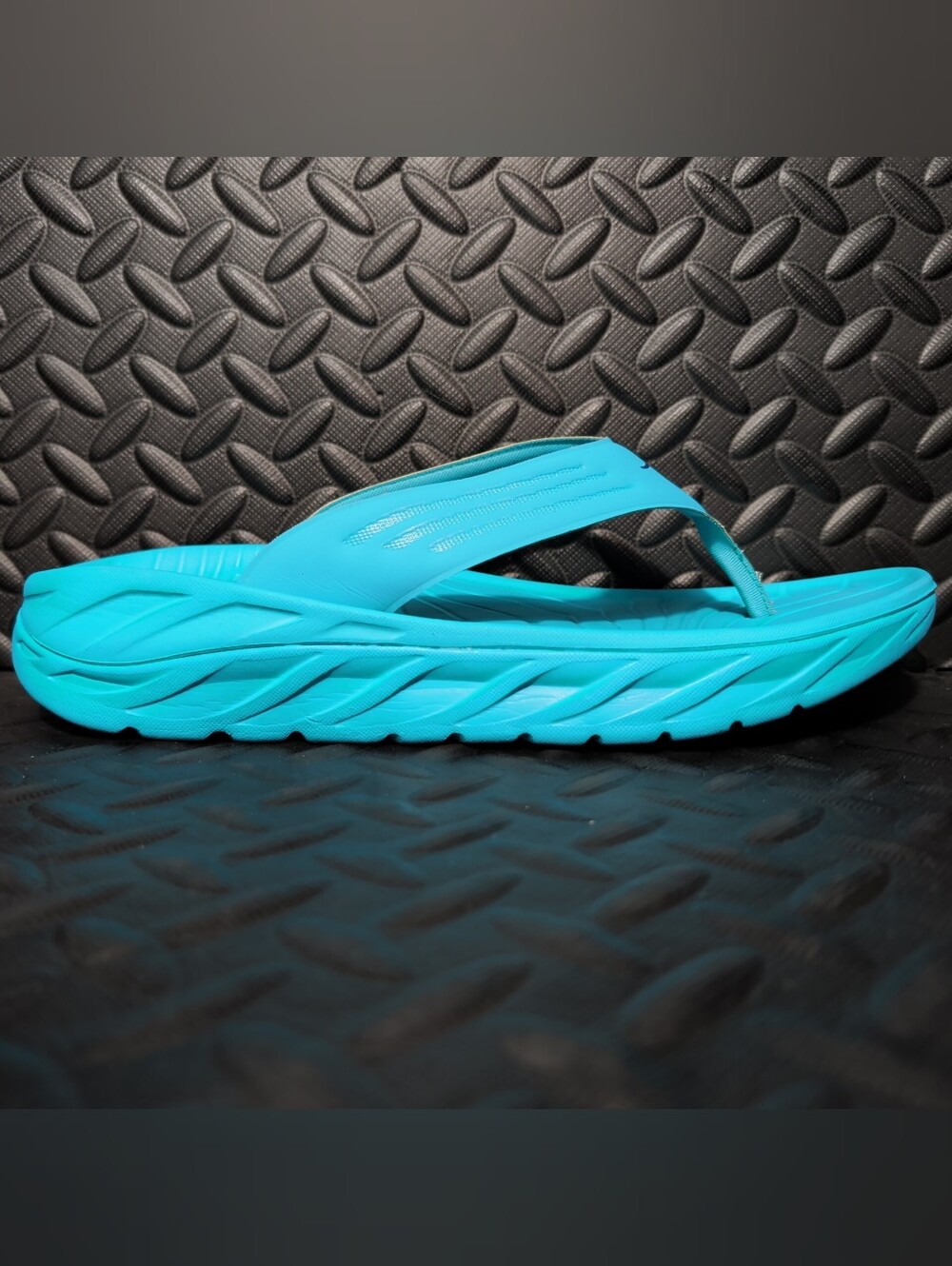 Hoka One One Ora Recovery Flip Scuba Blue/Bellwether Blue size 12